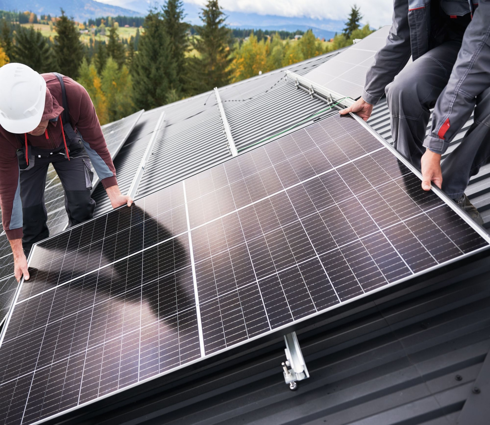 Hvad er forskellen mellem solceller og solfangere?